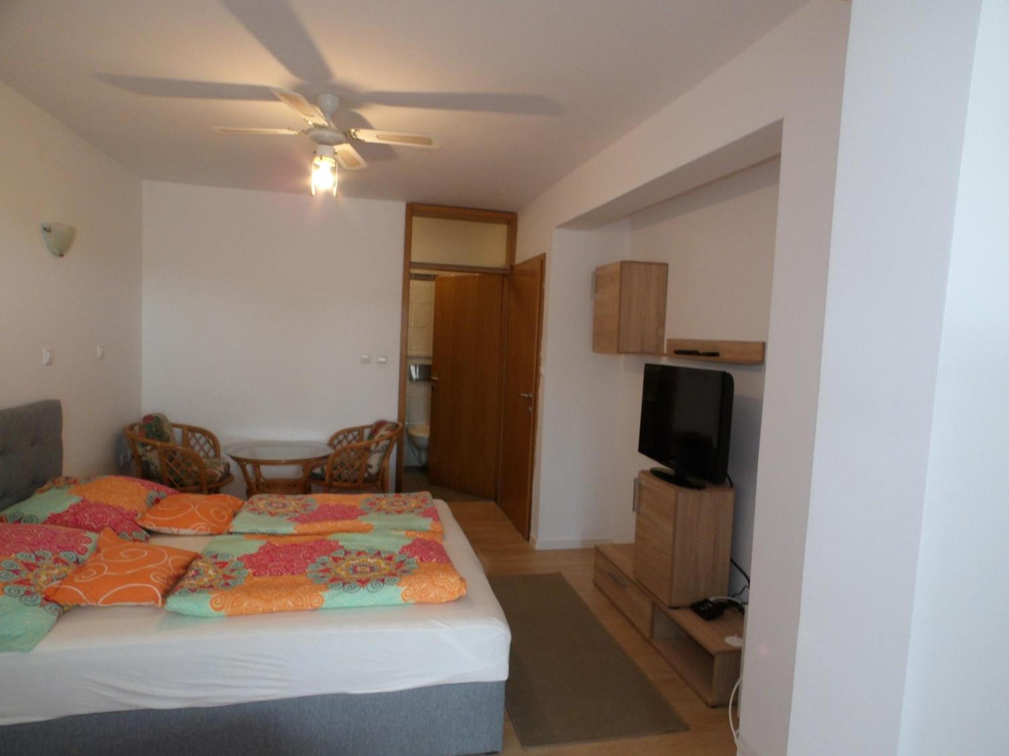 Judith Apartment Тисно Екстериор снимка