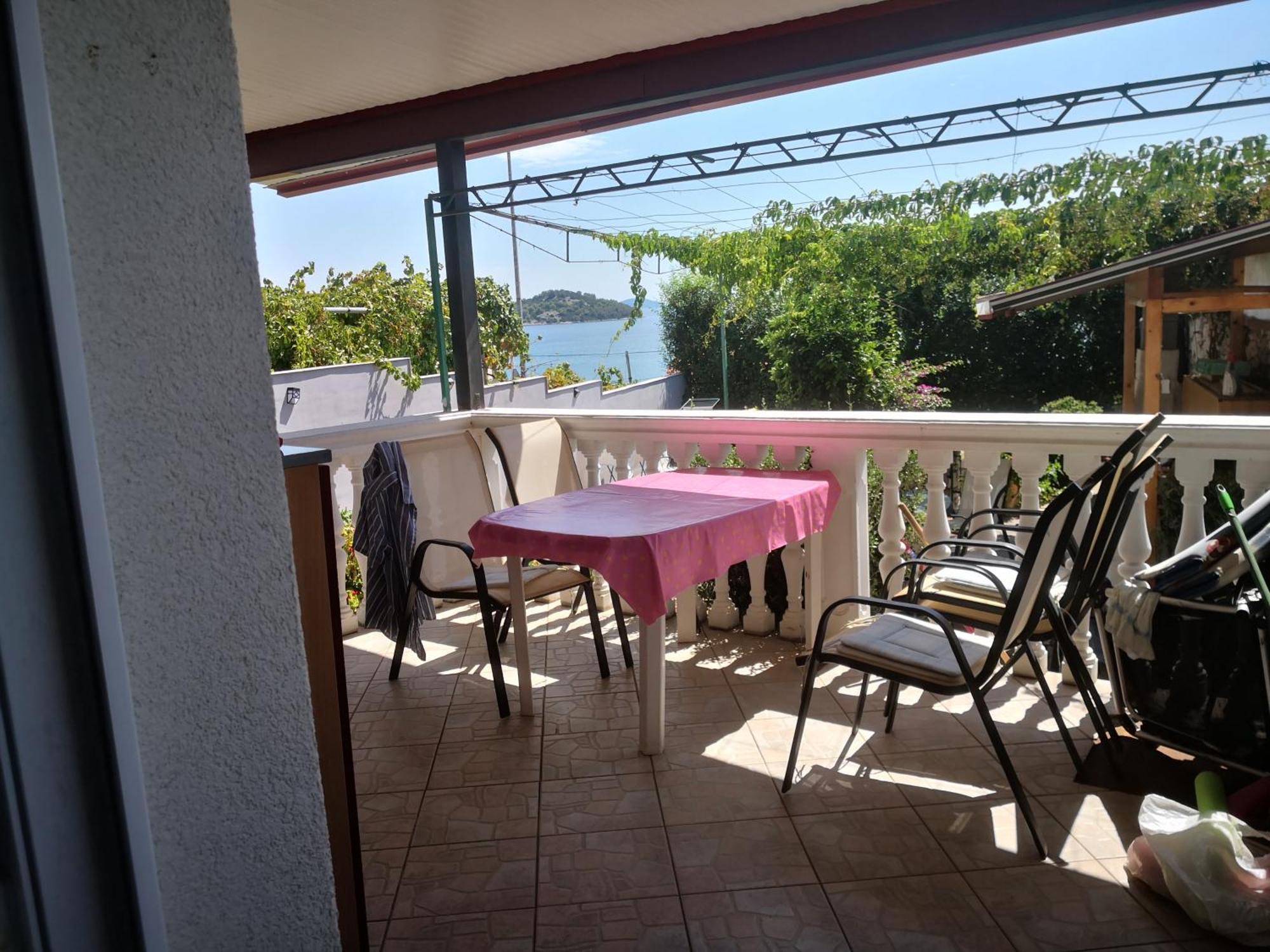 Judith Apartment Тисно Екстериор снимка