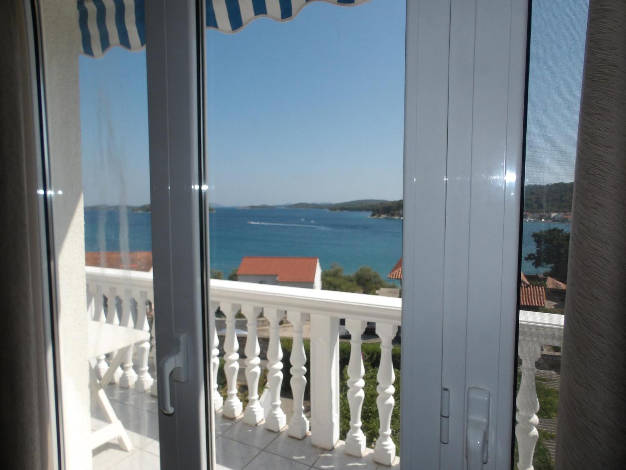 Judith Apartment Тисно Екстериор снимка