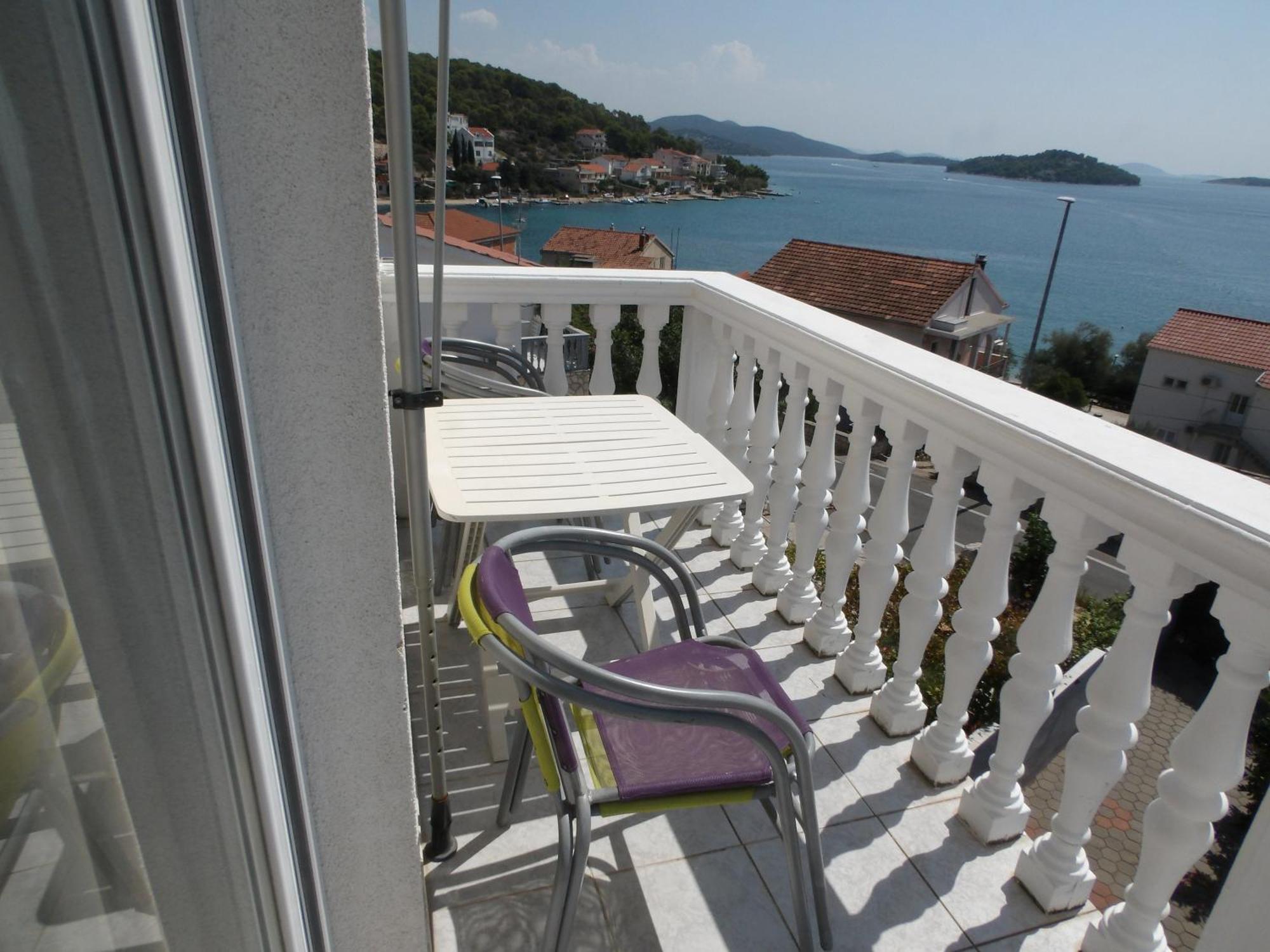 Judith Apartment Тисно Екстериор снимка